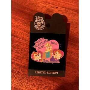 Valentine's Day 2004 Chip and Dale Clarice Limited Edition Disney Trading Pin